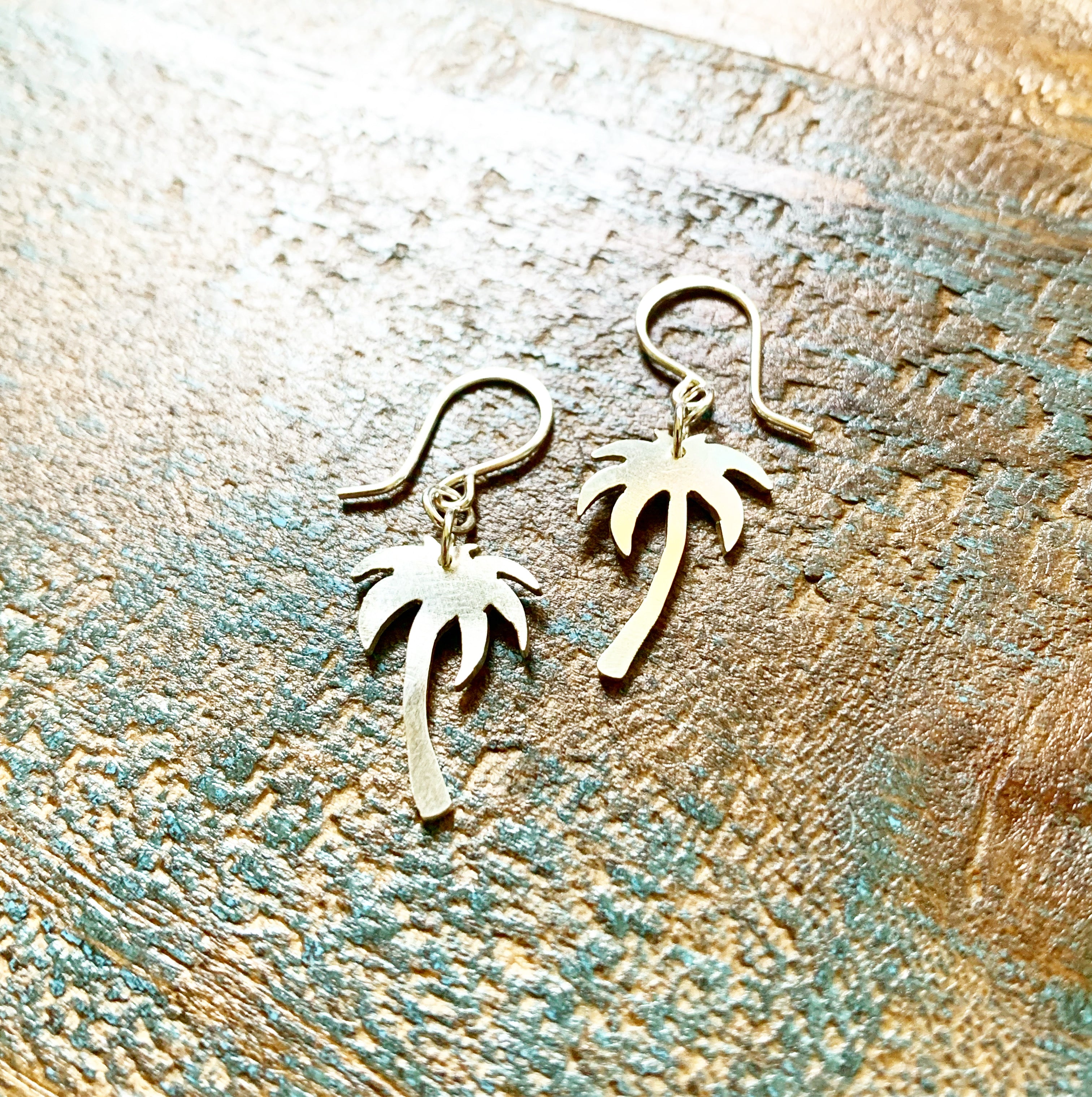 Palm Tree Charm Earrings - Jennifer Cervelli Jewelry