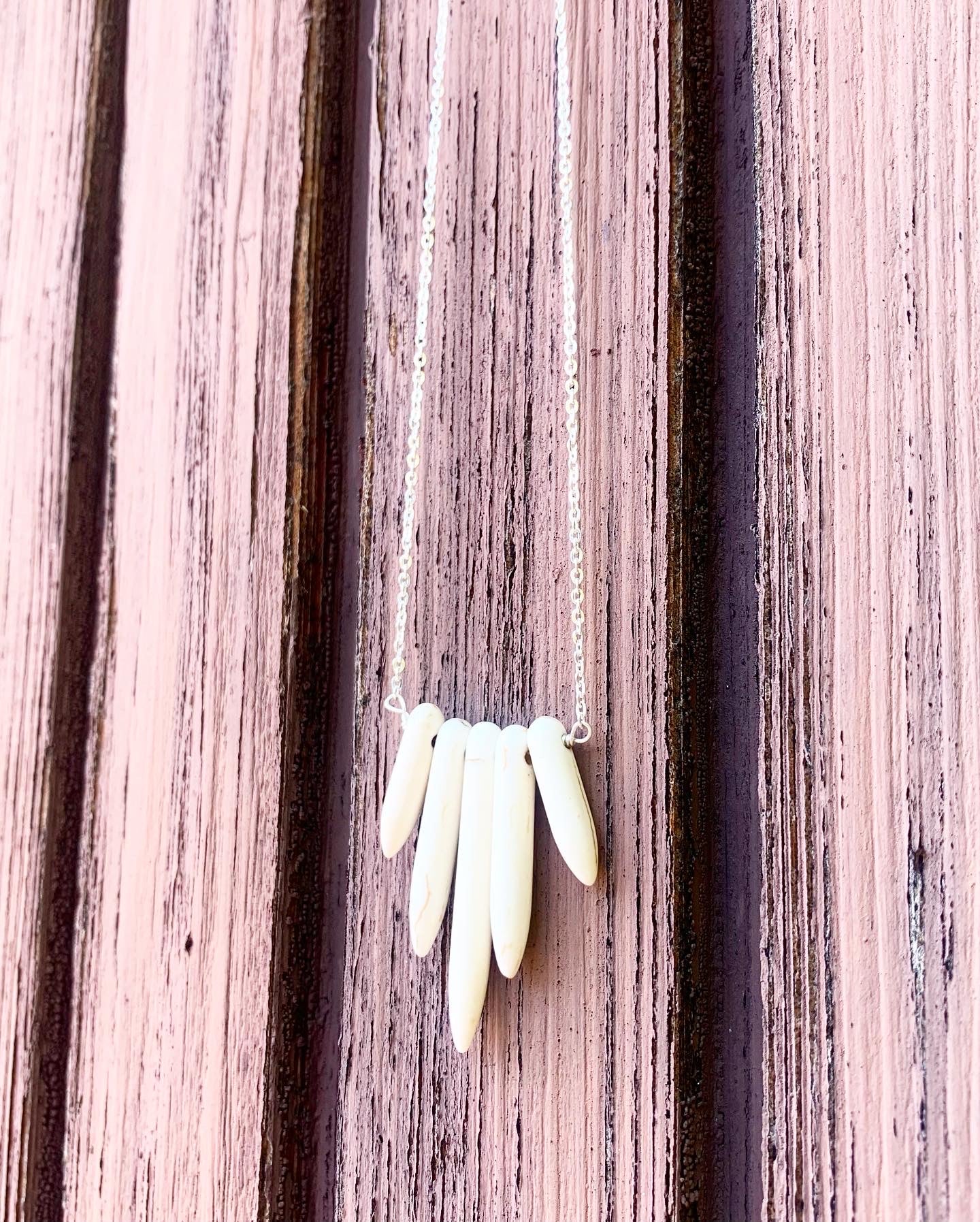 Cream Howlite Spike Necklace - Jennifer Cervelli Jewelry