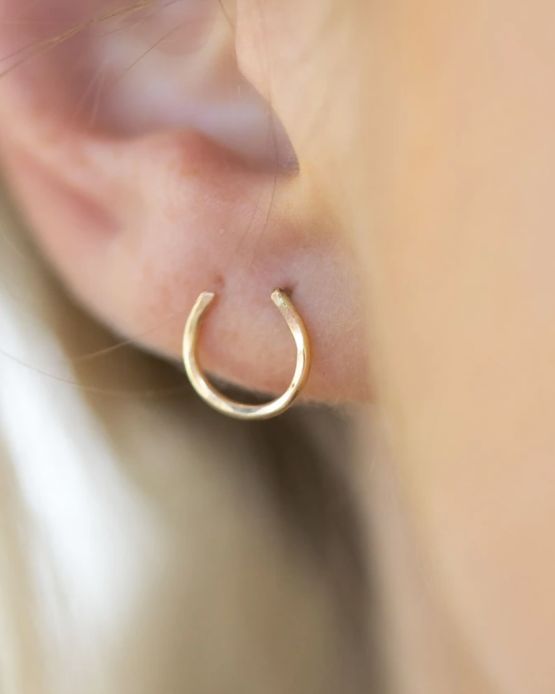 Lucky Horseshoe Stud Earrings - Jennifer Cervelli Jewelry