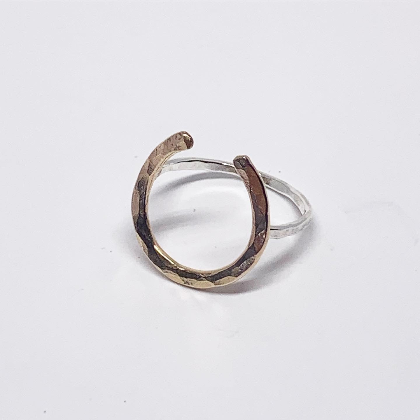 Large Two Toned Lucky Horseshoe Ring - Jennifer Cervelli Jewelry - Equestrian Ring