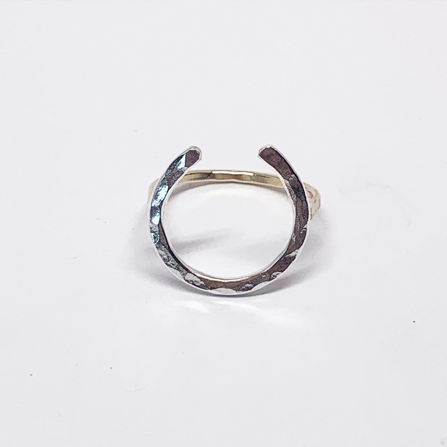Large Two Toned Lucky Horseshoe Ring - Jennifer Cervelli Jewelry - Equestrian Ring