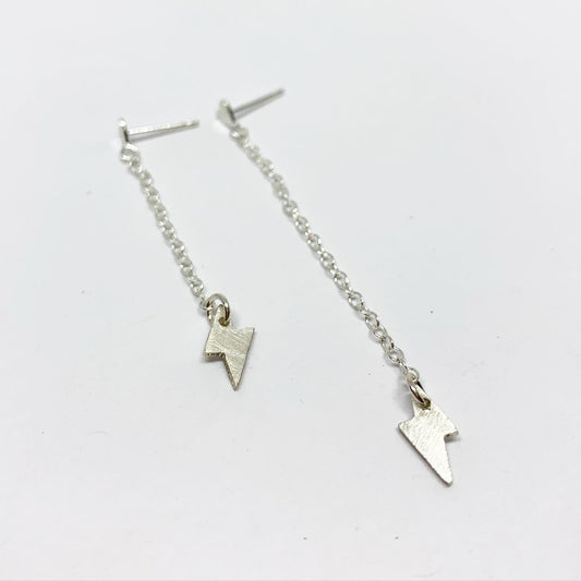 Mini Lightning Bolt Chain Earrings - Jennifer Cervelli Jewelry