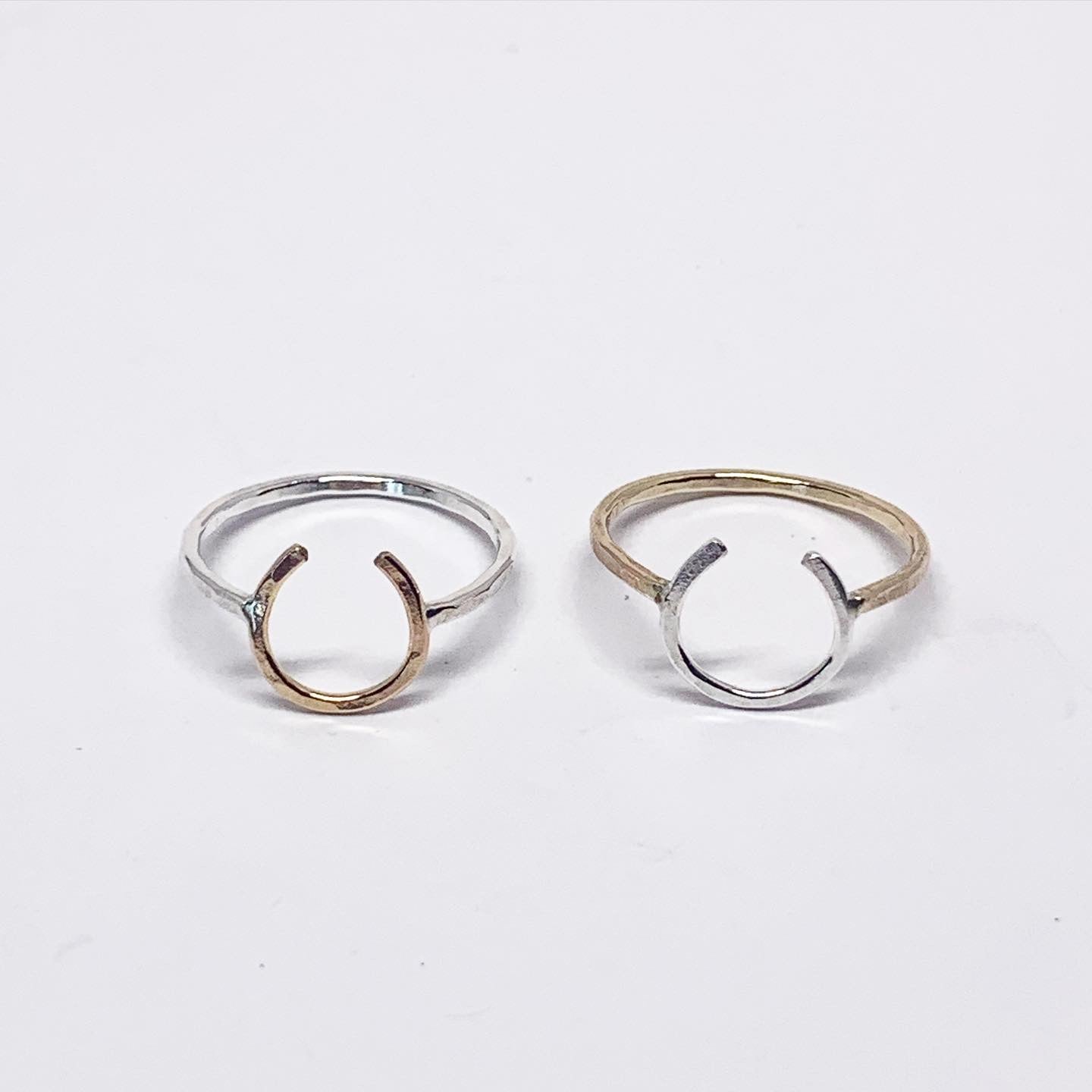 Two-Toned Small Lucky Horseshoe Ring - Jennifer Cervelli Jewelry